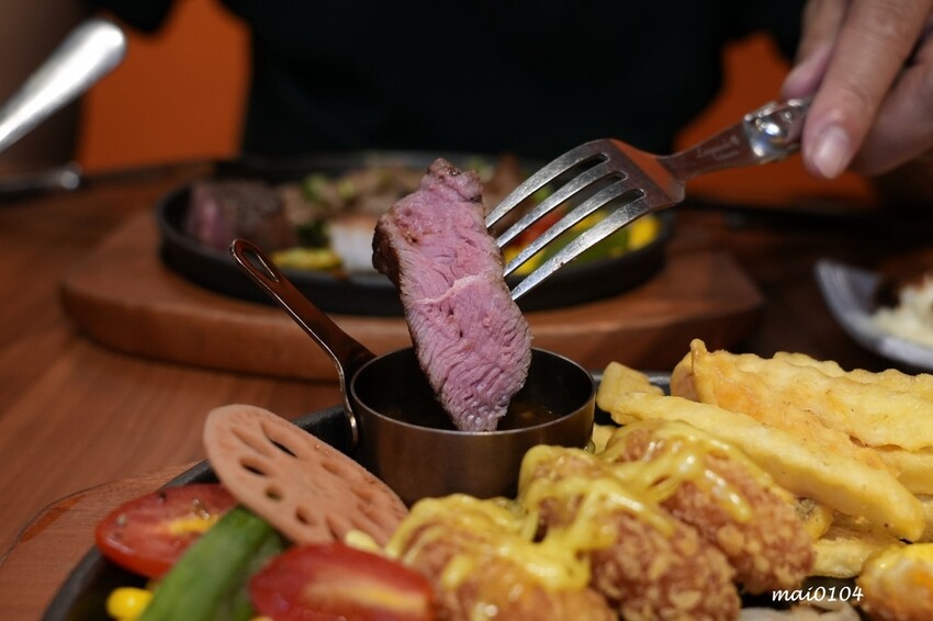林口牛排推薦｜炙り庵steak牛排龜山長庚店～用餐享自助吧牛筋湯、牛滷汁及明治百吉冰淇淋無限供應