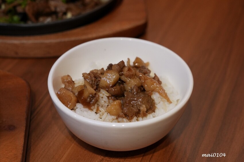 林口牛排推薦｜炙り庵steak牛排龜山長庚店～用餐享自助吧牛筋湯、牛滷汁及明治百吉冰淇淋無限供應