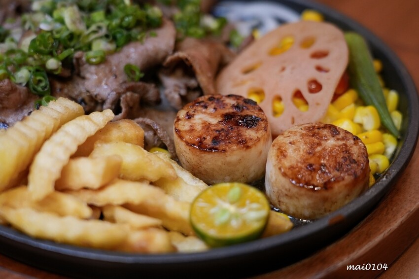 林口牛排推薦｜炙り庵steak牛排龜山長庚店～用餐享自助吧牛筋湯、牛滷汁及明治百吉冰淇淋無限供應