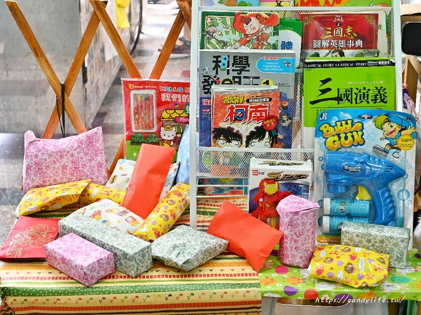 哩賀蚵仔煎|這間蚵仔煎好狂,不只超脆皮,竟然會勘西!還有超多料的肉羹湯也是人氣必點