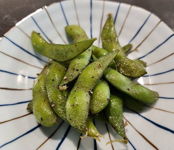 南投埔里《渡之島日高鍋物》豔夏也擋不住的火鍋饗宴！壽喜燒、牛奶鍋與20+時蔬的極致誘惑