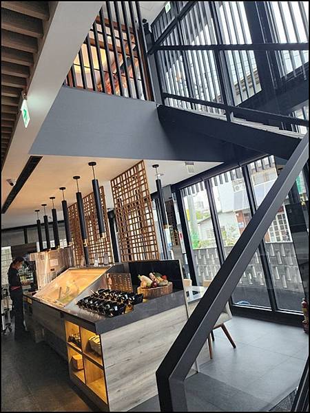 南投埔里《渡之島日高鍋物》豔夏也擋不住的火鍋饗宴！壽喜燒、牛奶鍋與20+時蔬的極致誘惑