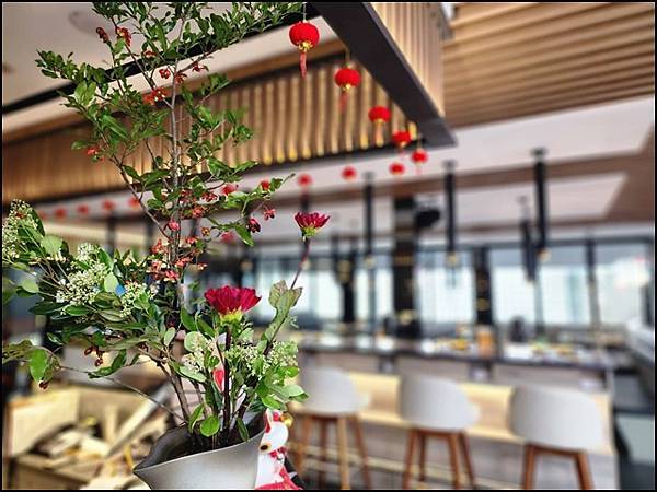 南投埔里《渡之島日高鍋物》豔夏也擋不住的火鍋饗宴！壽喜燒、牛奶鍋與20+時蔬的極致誘惑