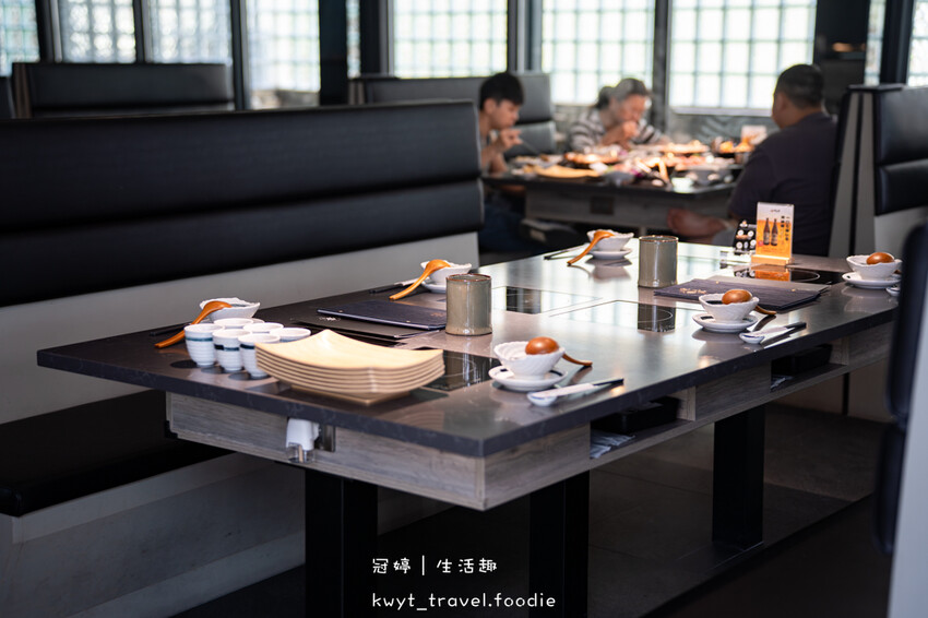 南投埔里火鍋餐廳推薦_渡之島日高鍋物,鱸魚免費吃!火鍋放題,20種小農蔬菜、18度C霜淇淋,埔里美食餐廳推薦_2025菜單 – 冠婷生活趣