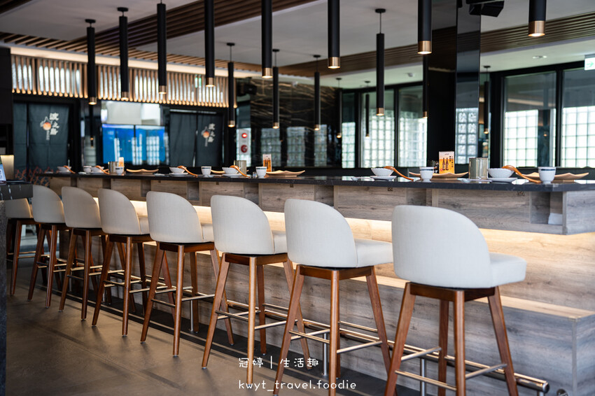 南投埔里火鍋餐廳推薦_渡之島日高鍋物,鱸魚免費吃!火鍋放題,20種小農蔬菜、18度C霜淇淋,埔里美食餐廳推薦_2025菜單 – 冠婷生活趣