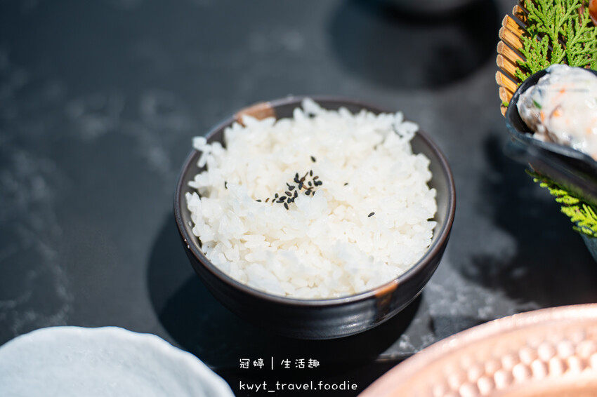 南投埔里火鍋餐廳推薦_渡之島日高鍋物,鱸魚免費吃!火鍋放題,20種小農蔬菜、18度C霜淇淋,埔里美食餐廳推薦_2025菜單 – 冠婷生活趣