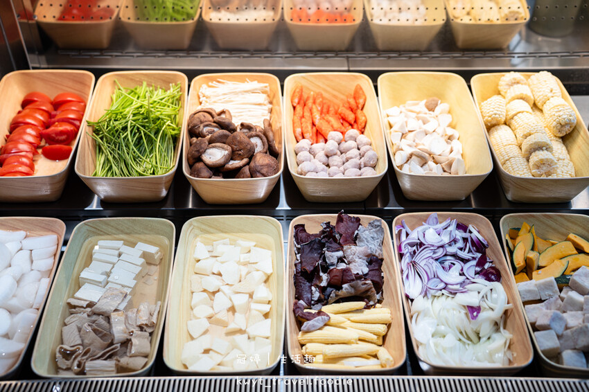 南投埔里火鍋餐廳推薦_渡之島日高鍋物,鱸魚免費吃!火鍋放題,20種小農蔬菜、18度C霜淇淋,埔里美食餐廳推薦_2025菜單 – 冠婷生活趣