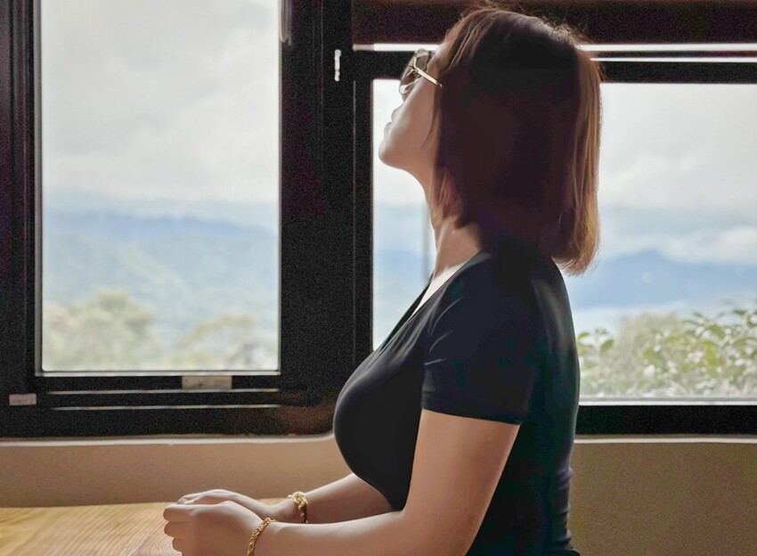 桃園景點｜一山景觀咖啡｜台七線咖啡廳，居高臨下盡收絕美的湖光山色！