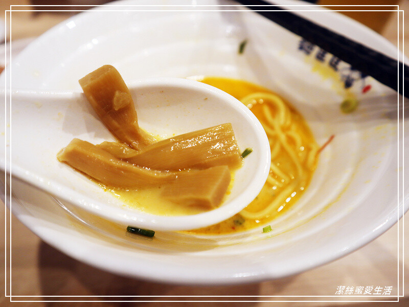 麵匡匡 拉麵食堂-桃園八德/連湯都能喝光光無負擔!大推唐揚鷄~八德置地廣場周邊平價美味拉麵推薦