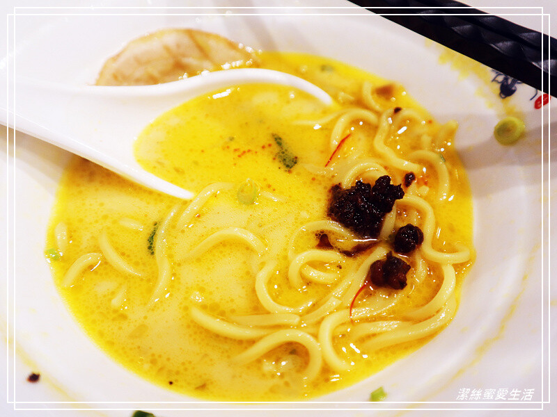 麵匡匡 拉麵食堂-桃園八德/連湯都能喝光光無負擔!大推唐揚鷄~八德置地廣場周邊平價美味拉麵推薦