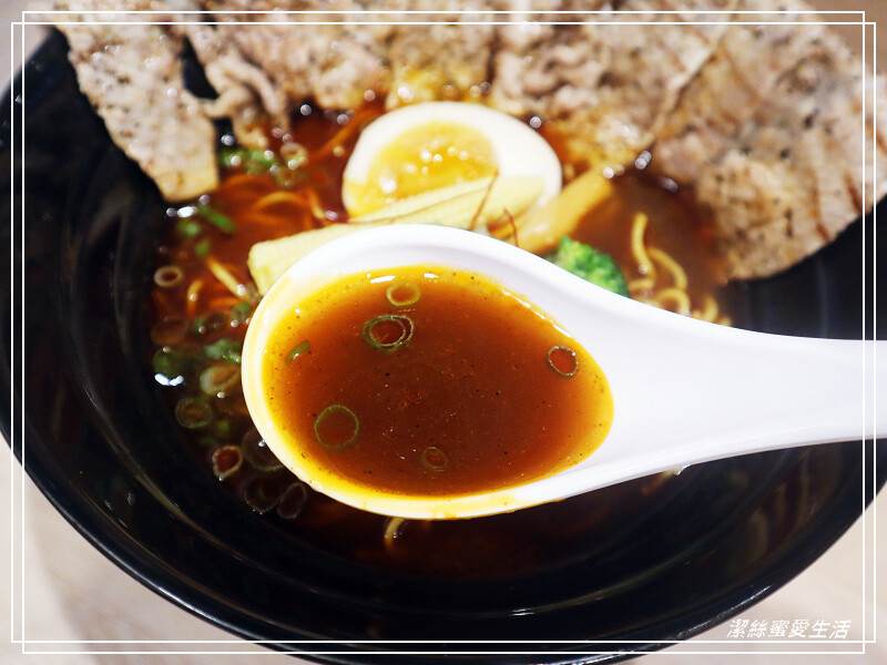 麵匡匡 拉麵食堂-桃園八德/連湯都能喝光光無負擔!大推唐揚鷄~八德置地廣場周邊平價美味拉麵推薦