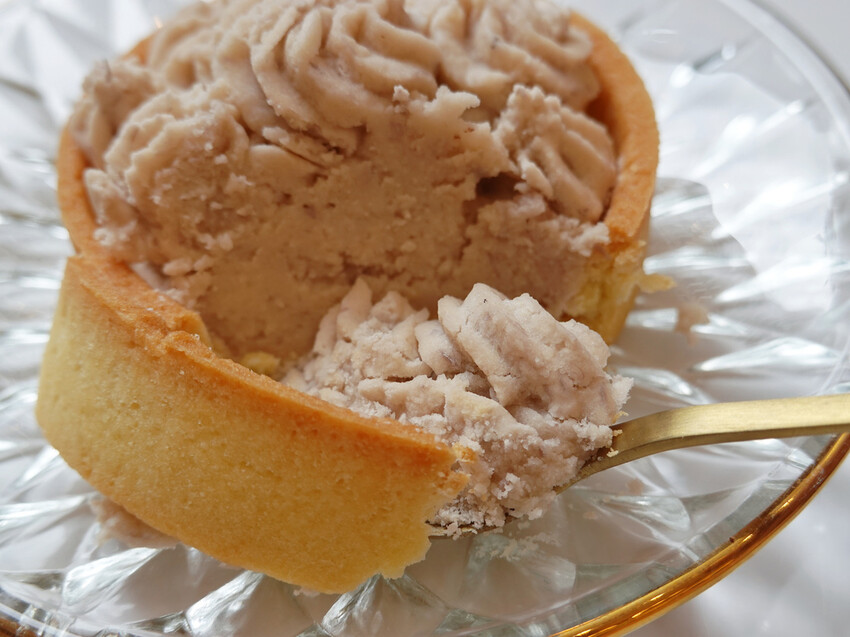 桃園市區—凱莉日嚐｜坐落藝文空間中的寧靜咖啡廳｜桃園藝文特區、莊敬國小、中正公園