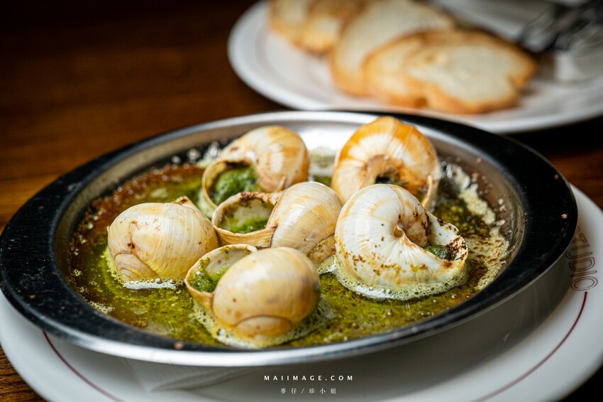 台北市中山區JK STUDIO法式餐酒館 大直忠泰店~經典的法式餐酒料理,傳統老法菜道道美味!老饕必點限量波士頓龍蝦麵、油