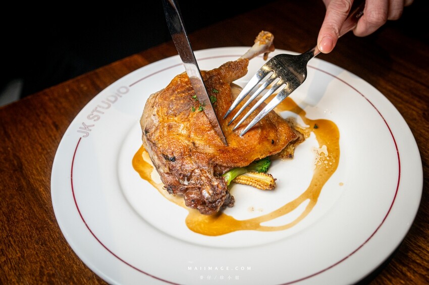 台北市中山區JK STUDIO法式餐酒館 大直忠泰店~經典的法式餐酒料理,傳統老法菜道道美味!老饕必點限量波士頓龍蝦麵、油