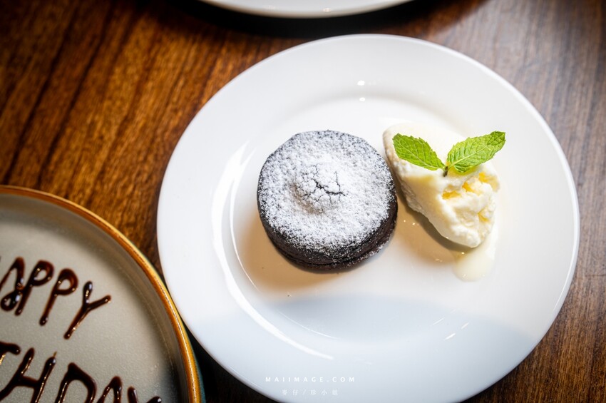 台北市中山區JK STUDIO法式餐酒館 大直忠泰店~經典的法式餐酒料理,傳統老法菜道道美味!老饕必點限量波士頓龍蝦麵、油