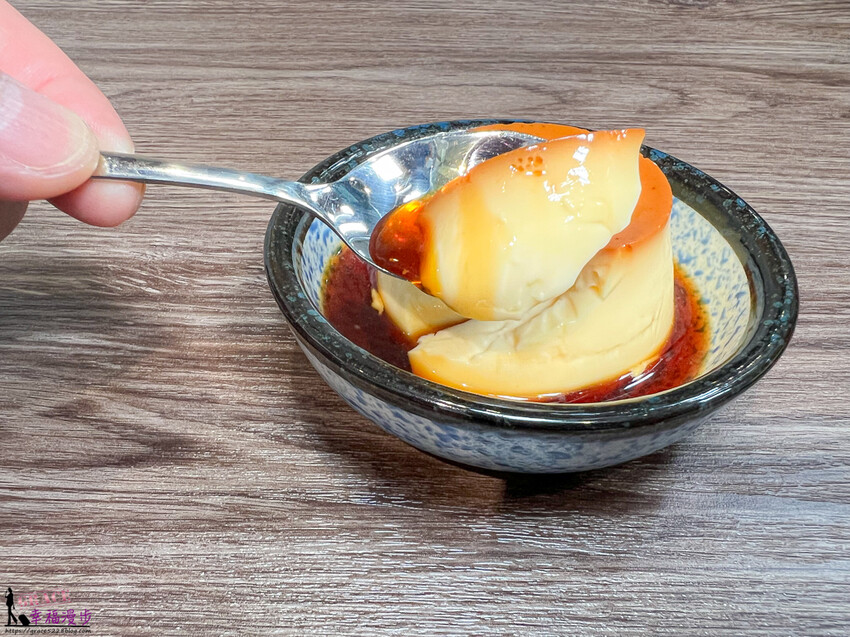 養真民珠CAFE|北斗鎮彰化縣–老牌龍口粉絲倉庫改建的咖啡廳，帶點韓系清新工業風格