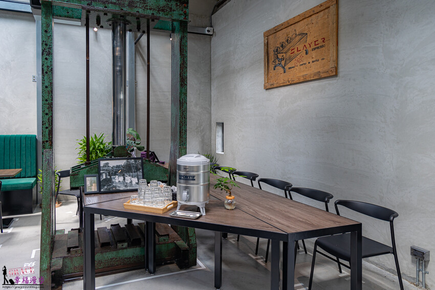 養真民珠CAFE|北斗鎮彰化縣–老牌龍口粉絲倉庫改建的咖啡廳，帶點韓系清新工業風格