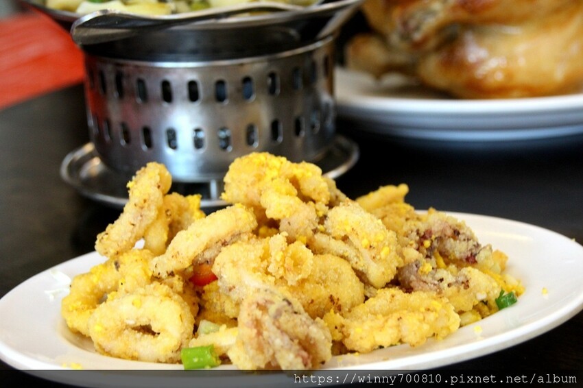 宜蘭縣五結鄉宜蘭/五結「百匯窯烤雞海鮮快炒餐廳」二連霸榮獲十大好食餐廳、評審米其林主廚江振誠、窯烤雞、五更腸旺！