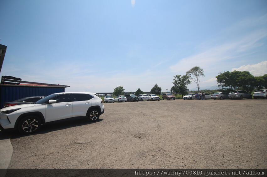 宜蘭縣五結鄉宜蘭/五結「百匯窯烤雞海鮮快炒餐廳」二連霸榮獲十大好食餐廳、評審米其林主廚江振誠、窯烤雞、五更腸旺！