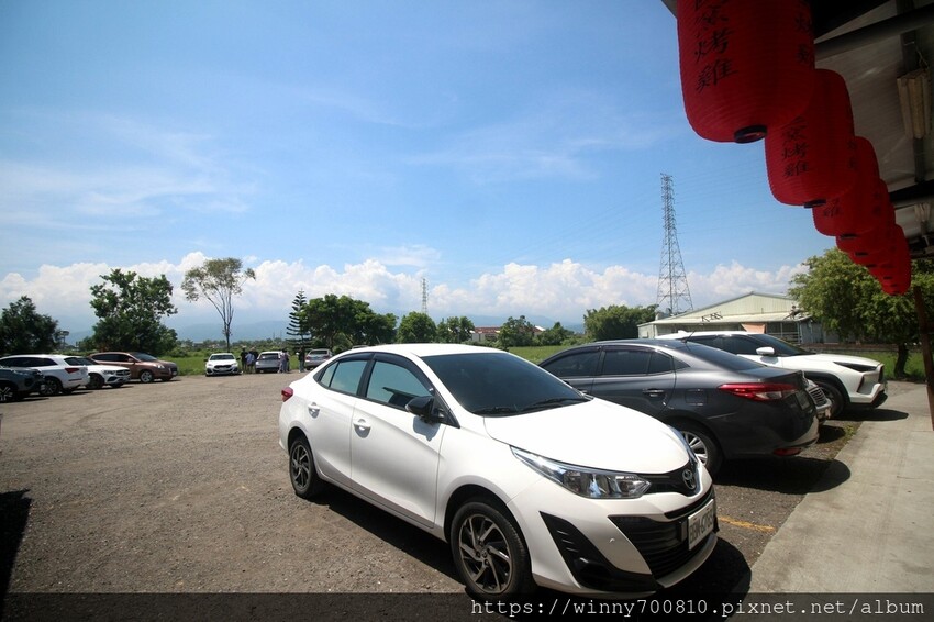 宜蘭縣五結鄉宜蘭/五結「百匯窯烤雞海鮮快炒餐廳」二連霸榮獲十大好食餐廳、評審米其林主廚江振誠、窯烤雞、五更腸旺！