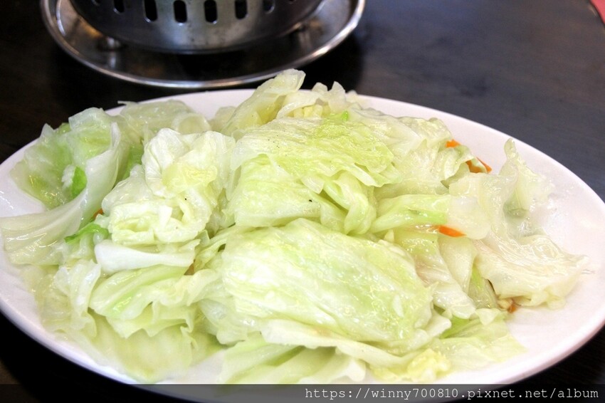 宜蘭縣五結鄉宜蘭/五結「百匯窯烤雞海鮮快炒餐廳」二連霸榮獲十大好食餐廳、評審米其林主廚江振誠、窯烤雞、五更腸旺！