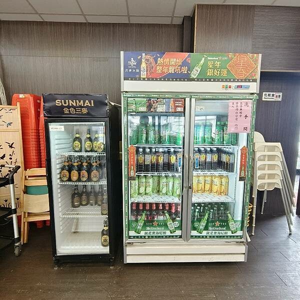 宜蘭縣五結鄉(宜蘭/五結)百匯窯烤海鮮快炒餐廳,榮獲宜蘭十大美食獎,菜色豐富出餐快,團體聚餐的好去處