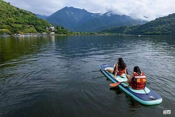 宜蘭縣五結鄉(宜蘭/五結)百匯窯烤海鮮快炒餐廳,榮獲宜蘭十大美食獎,菜色豐富出餐快,團體聚餐的好去處