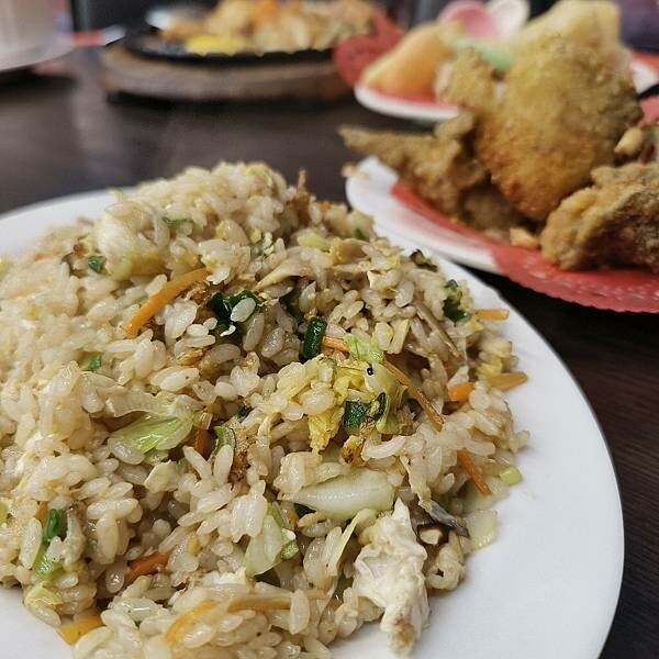 宜蘭縣五結鄉(宜蘭/五結)百匯窯烤海鮮快炒餐廳,榮獲宜蘭十大美食獎,菜色豐富出餐快,團體聚餐的好去處