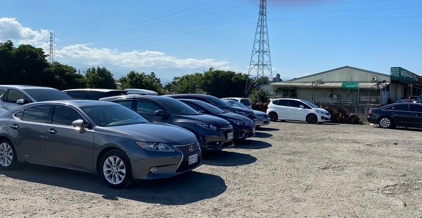 宜蘭縣五結鄉【宜蘭窯烤雞推薦】百匯窯烤雞餐廳  料理選擇超多，用餐區超大，適合大宴小酌，絕對讓你吃好吃滿、賓主盡歡