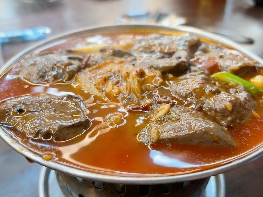 宜蘭縣五結鄉【宜蘭窯烤雞推薦】百匯窯烤雞餐廳  料理選擇超多，用餐區超大，適合大宴小酌，絕對讓你吃好吃滿、賓主盡歡