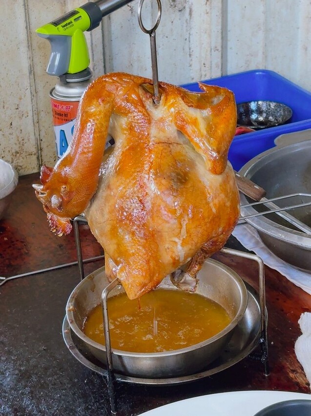 宜蘭縣五結鄉【宜蘭窯烤雞推薦】百匯窯烤雞餐廳  料理選擇超多，用餐區超大，適合大宴小酌，絕對讓你吃好吃滿、賓主盡歡