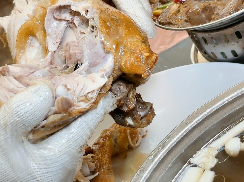 宜蘭縣五結鄉【宜蘭窯烤雞推薦】百匯窯烤雞餐廳  料理選擇超多，用餐區超大，適合大宴小酌，絕對讓你吃好吃滿、賓主盡歡