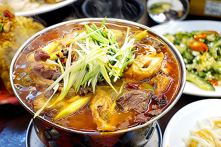 /tmp/phpOfdzgT /tmp/phpOfdzgT