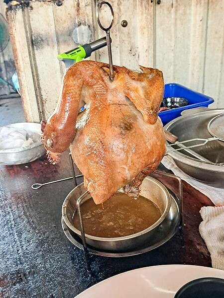 宜蘭窯烤雞推薦-百匯窯烤雞餐廳│二連霸榮獲十大好食餐廳、家庭