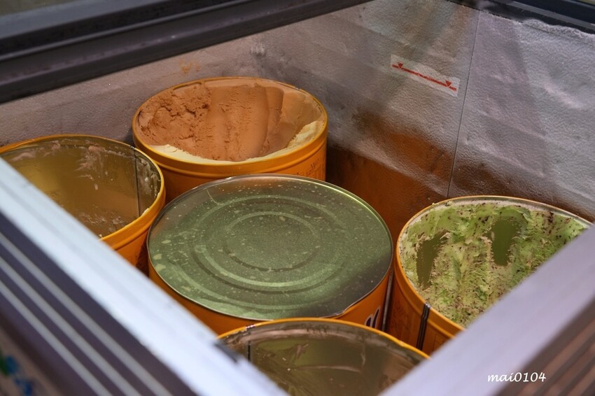 台北萬華鍋物推薦｜94咖哩孃萬大鍋物店～肉品使用原肉不用重組肉，以咖哩為主的湯好喝又獨特，另有蔬食火鍋