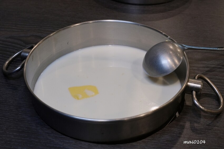 台北萬華鍋物推薦｜94咖哩孃萬大鍋物店～肉品使用原肉不用重組肉，以咖哩為主的湯好喝又獨特，另有蔬食火鍋