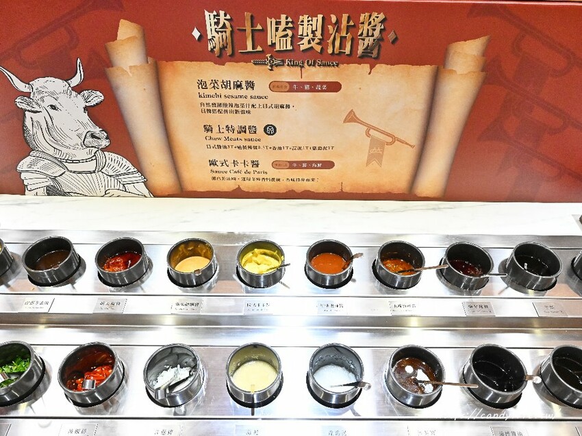 嗑肉石鍋｜台中人氣火鍋分店再一間，超狂肉瀑布，蔬食自助吧品項超過60種，還有咖哩飯、打拋豬飯吃到飽