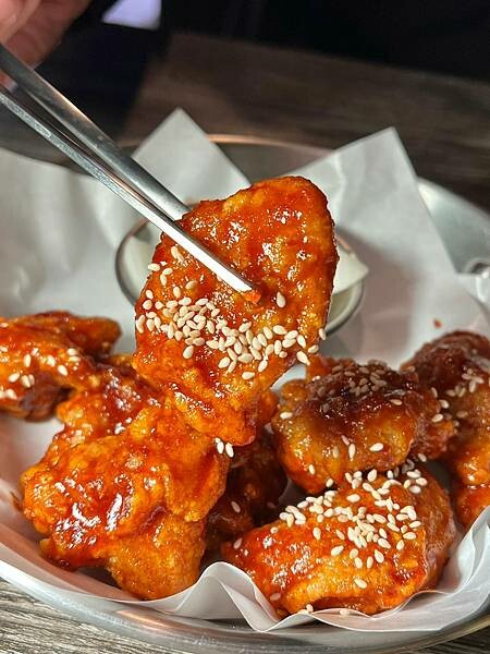 +(台中韓式料理)摸摸韓食堂台中一中店~料多泡菜豆腐鍋、必點 +(台中韓式料理)摸摸韓食堂台中一中店~料多泡菜豆腐鍋、必點