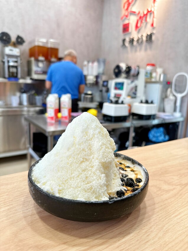 [台中西區] 東洲黑糖奶舖台中公益店｜翡翠檸檬竟然可以喝無糖？！菁厲害高山金萱放冰箱7天，冷泡的竟然比熱泡的還有味道，甚至把咖啡味壓過｜內附完整菜單 - 萍姐愛分享