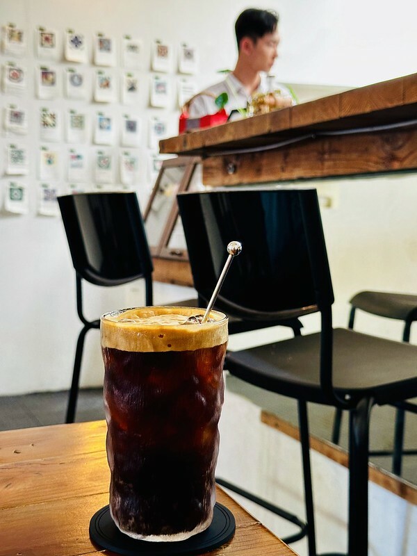 【台灣，桃園市，大溪區】秋旭．咖啡廳，大溪文青老宅廢墟咖啡。（桃園咖啡館/大溪美食）