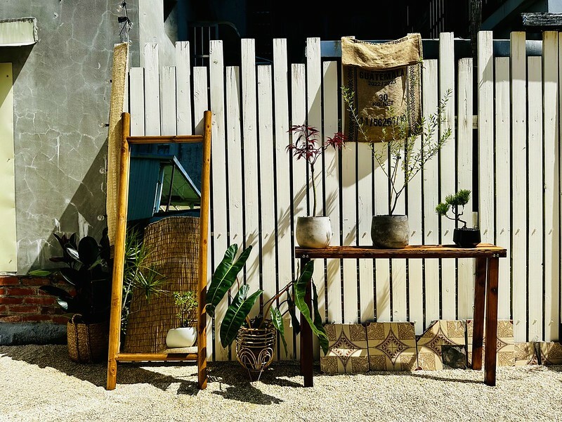 【台灣，桃園市，大溪區】秋旭．咖啡廳，大溪文青老宅廢墟咖啡。（桃園咖啡館/大溪美食）