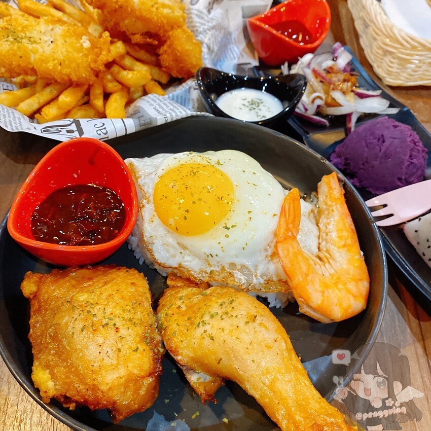 桃園必吃火鍋推薦—涮金鍋，特濃黃金雞湯頭好喝順口又營養~還有王子麵、意麵、冬粉吃到飽