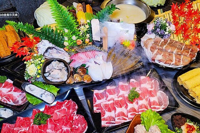 冬天必吃草莓季甜點，再來一杯手沖咖啡或草莓冰棒拿鐵，徹底抓住草莓控的胃！！