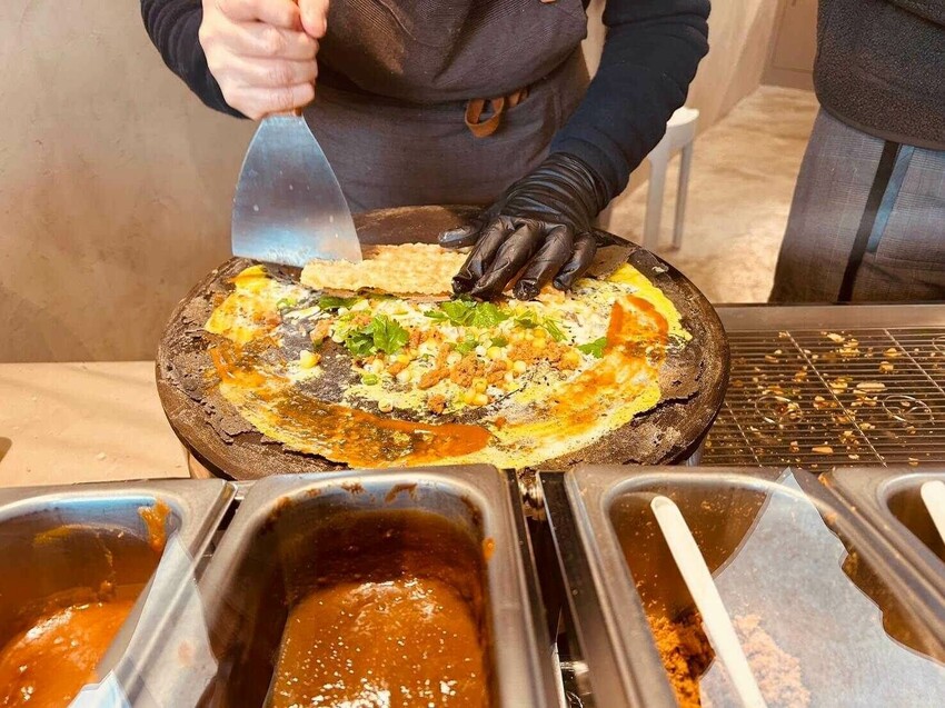 餅咖BINGKA煎餅果子：新竹美食新地標！結合可麗餅和潤餅的絕妙口感 - Sugar點心糖