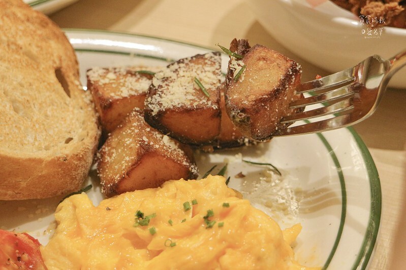 台中西屯|瓦城旗下最道地的美式餐廳來台中了!份量多又美味的餐 台中西屯|瓦城旗下最道地的美式餐廳來台中了!份量多又美味的餐