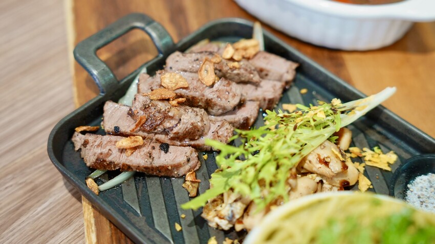 台中早午餐首選！Wpapa鐵板料理夏慕尼前主廚打造，必吃平價菲力牛排早午餐。