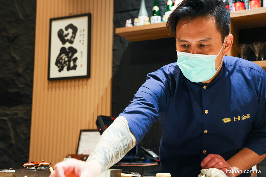 台南好入門的平價精緻omakase~1200元吃17道，2000元吃赤海膽、日本和牛、活鮑魚、北海道干貝等20道，30年資深飯店出身職人的堅持!台南安平「日銘鮨」板前壽司無菜單料理｜預約制 @台南好F