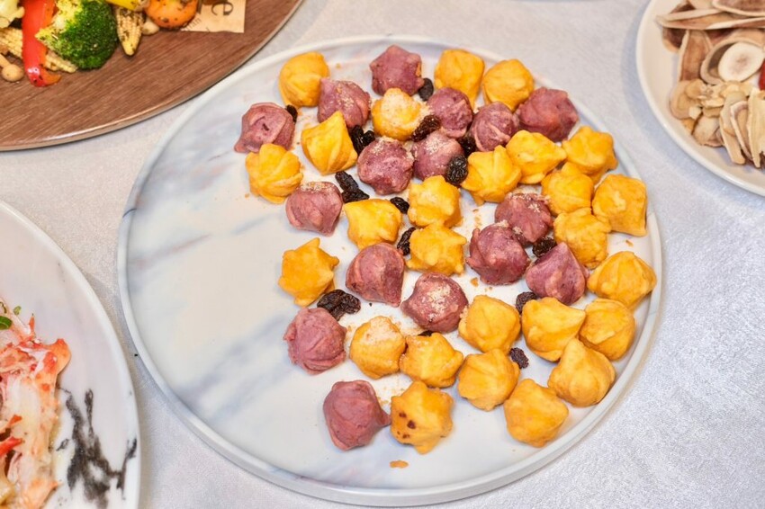 圓觀Palazzo Colonna｜台中頂級獨享式婚宴會館推薦，飯店服務與私人招待所打造尊榮婚禮，搭配米其林廚藝團隊的完美宴席! - 肉依小姐吃什麼