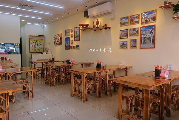 金榜拌麵 龍華店|龜山庶民美食,龍華科技大學師生最愛~百元以