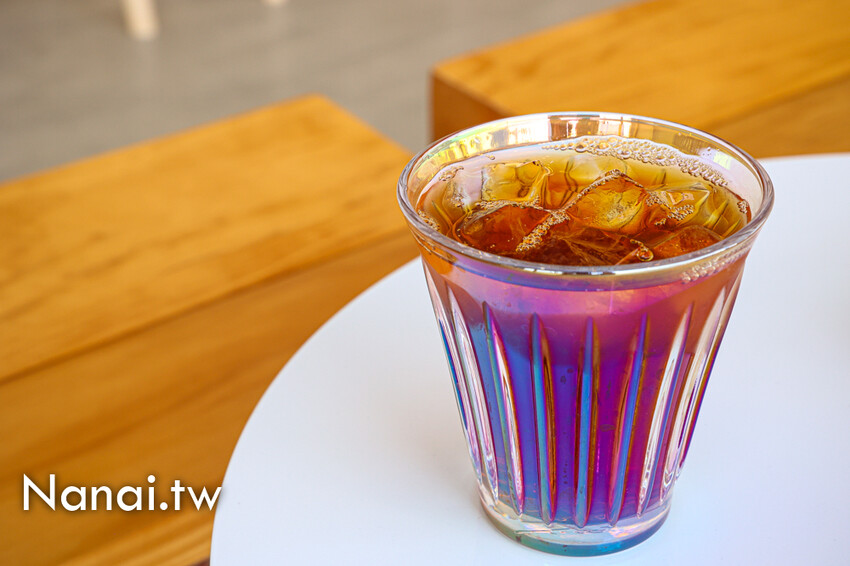 員林又有新店！連喝好幾天，招牌必點老闆隨便沖、藝伎美式只要100元，圓林園旁的老鷹咖啡